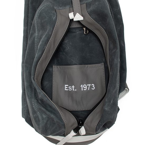 Inside pocket detail of the Connemara Links MacKenzie Walker golf bag 